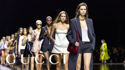 gucci cruise 2017 fashion show|gucci ancora fashion show.